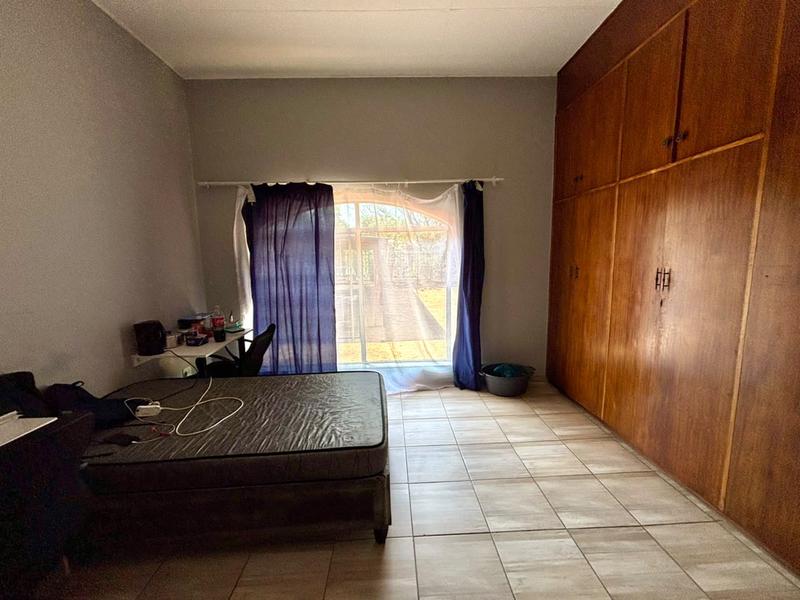 16 Bedroom Property for Sale in Brandwag Free State